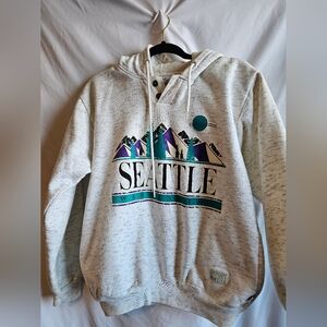 Seattle Graphic Hoodie - Cream and Purple M VINTAGE